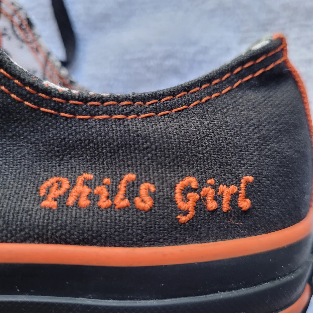 Convers All-Star Sneakers Black and Orange Low-Top  Men 8.5 (Women 6.5)